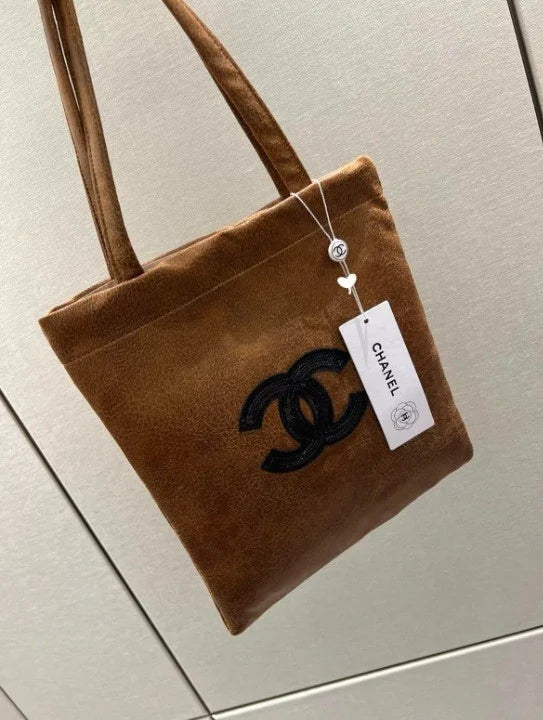【24小時網站自助下單】🌸CHANEL uniform 「老錢風」美拉德色系牛皮質感員工購物袋 | 預訂約4-6星期 娉婷貿易公司 Exquisite Beauty Trading Company