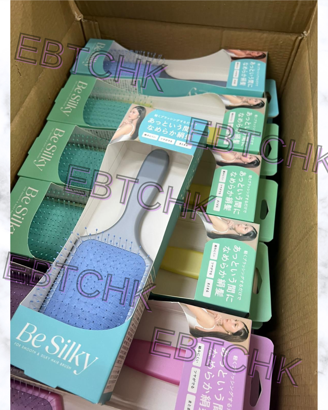 現貨🌸晚安電視 Be Silky✨ 瞬間擁有絲綢般柔順秀髮！「馬卡龍氣墊按摩梳」✨顏色隨機出 | 落單後約3-5個工作天寄出 娉婷貿易公司 Exquisite Beauty Trading Company