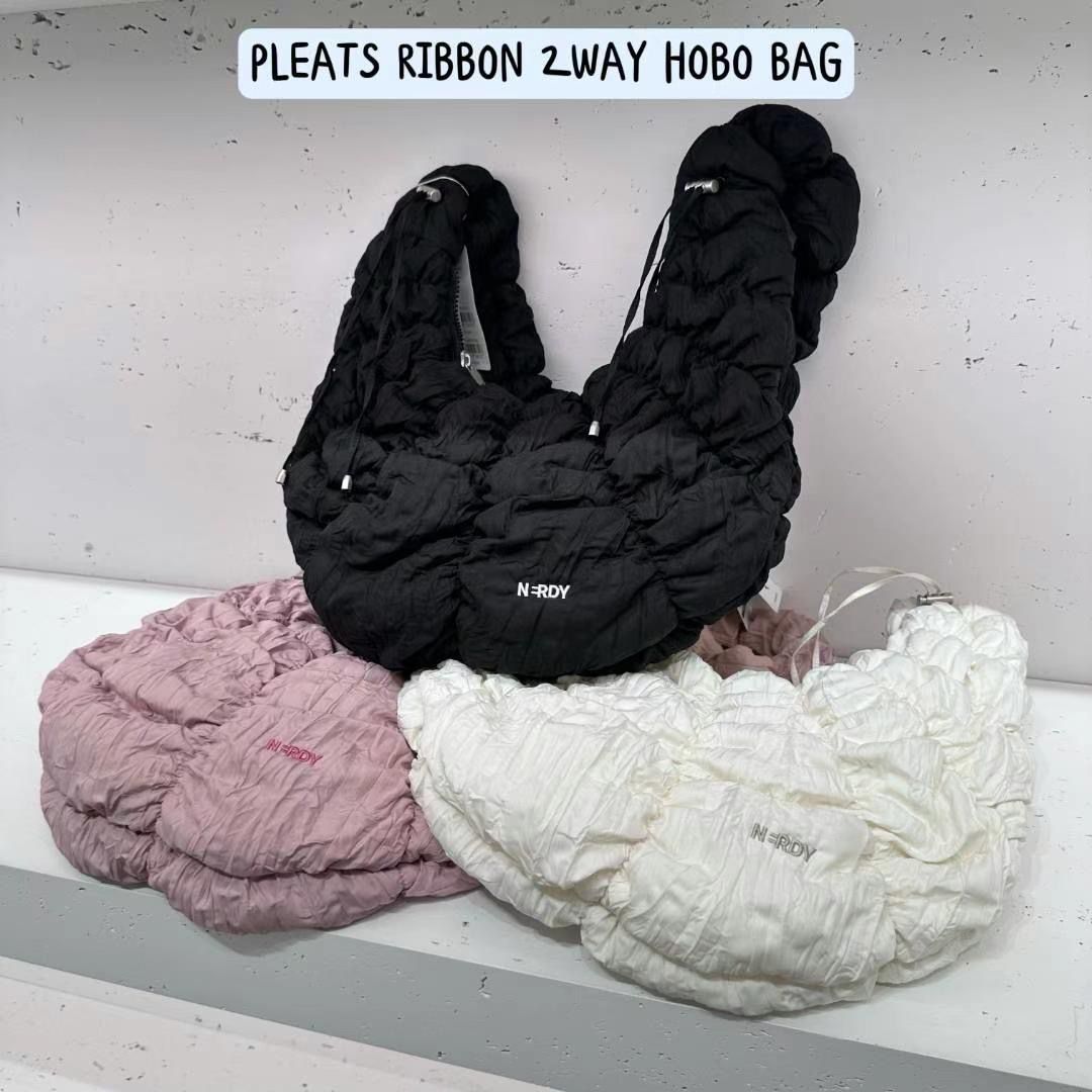 售完即止🌸韓國代購🇰🇷💜NERDY💜 PLEATS RIBBON 2WAY HOBO BAG | 預訂約2-3星期 娉婷貿易公司 Exquisite Beauty Trading Company