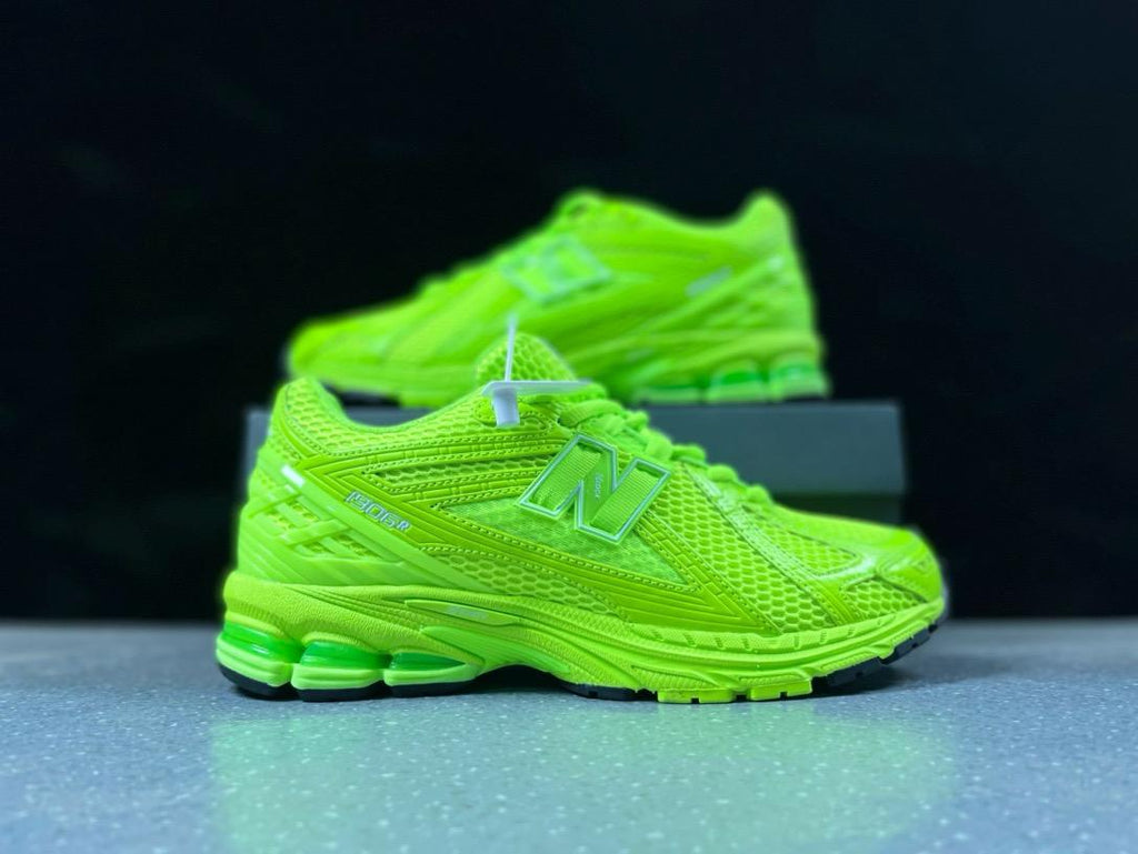 🌸New Balance 1906系列復古老爹風休閒運動慢跑鞋 M1906# 螢光綠 | 預訂約2-3星期(自行備註尺碼) 娉婷貿易公司 Exquisite Beauty Trading Company