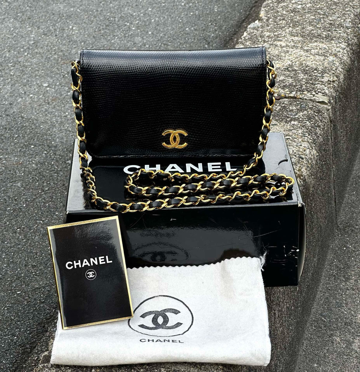 🌸日本中古品代購 CHANEL特殊蜥蜴皮🦎黑金鍊條包 | 預訂約2-3星期 娉婷貿易公司 Exquisite Beauty Trading Company