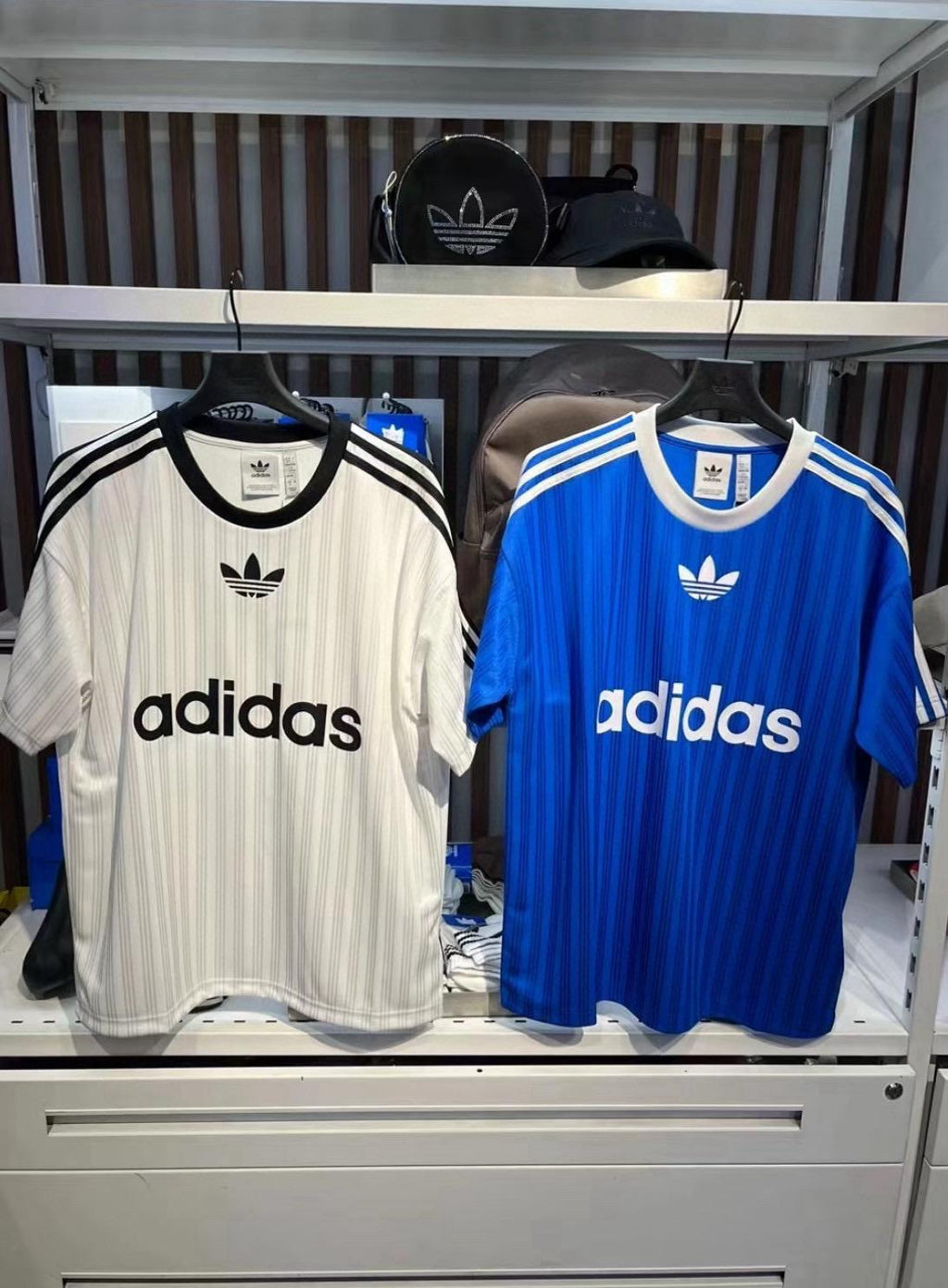 🌸Adidas🌈圓領短tee | 預訂約3-4星期 娉婷貿易公司 Exquisite Beauty Trading Company