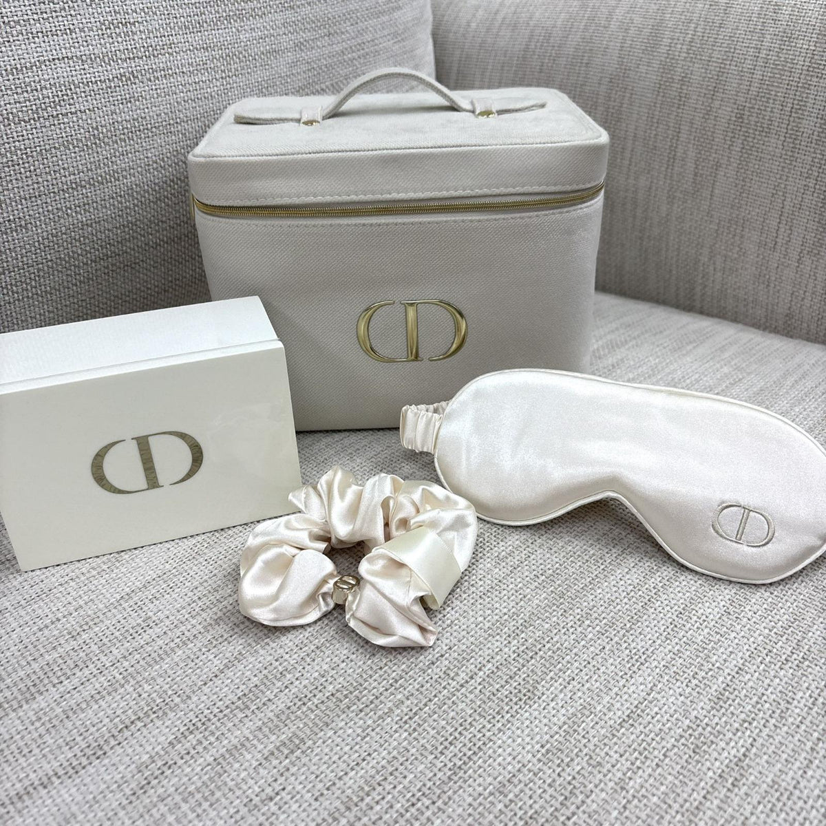 🌸Dior Beauty 化妝袋箱 套裝 | 預訂 請先查詢貨期 娉婷貿易公司 Exquisite Beauty Trading Company