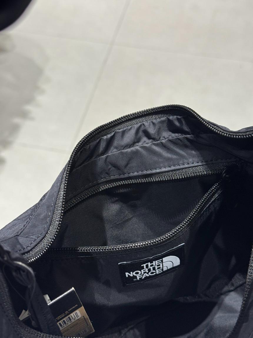 售完即止🌸韓國代購🇰🇷The North Face Urban tote bag Mini 返貨啦‼️‼️ | 預訂約3-4星期(自行備註顏色) 娉婷貿易公司 Exquisite Beauty Trading Company