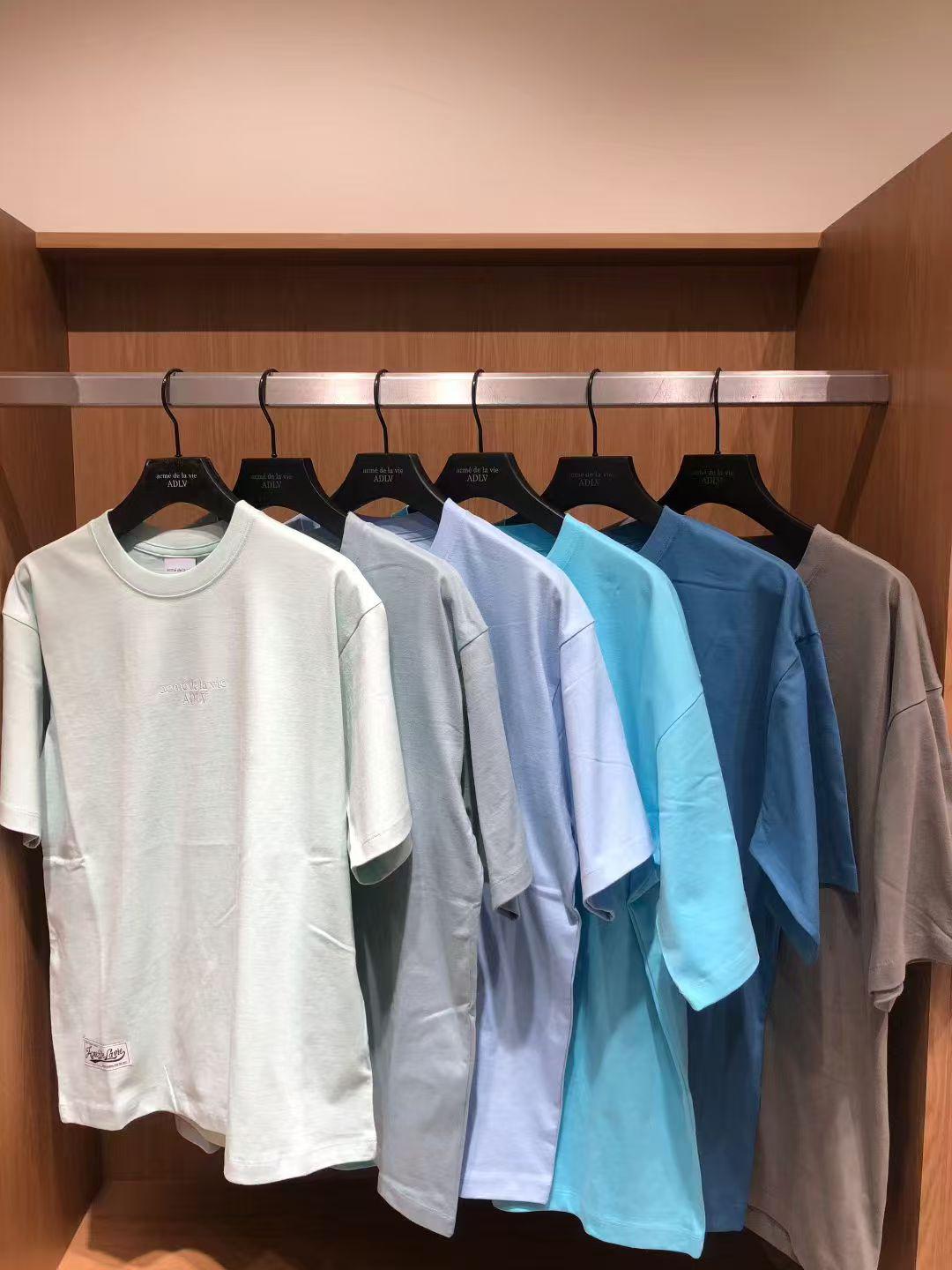 售完即止🌸🇰🇷韓國代購 ADLV T-Shirt | 預訂約3-4星期(自行備註顏色及尺寸) 娉婷貿易公司 Exquisite Beauty Trading Company