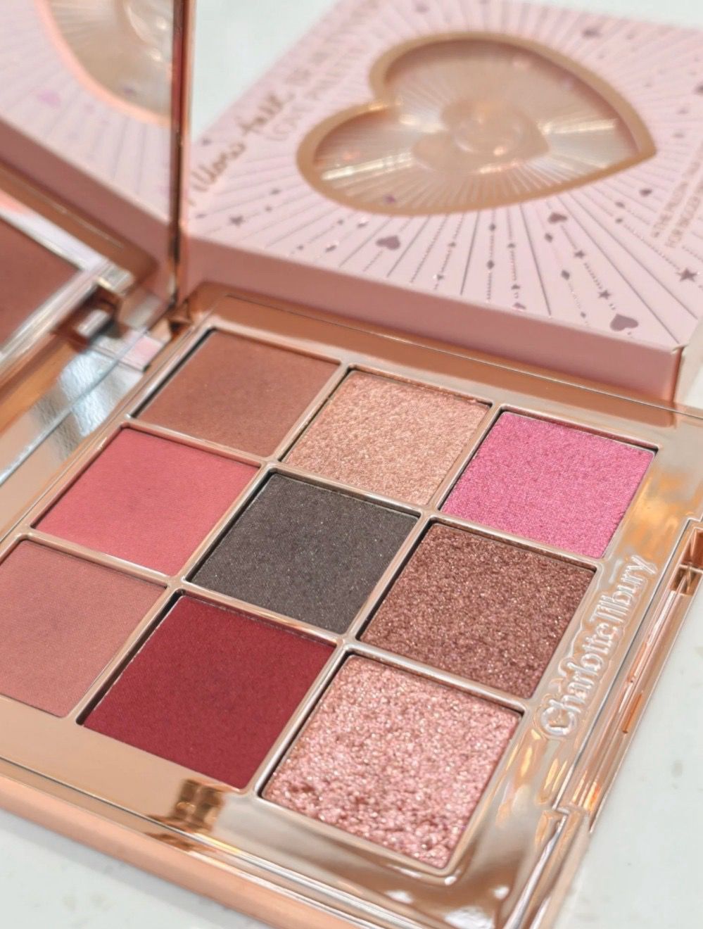 🌸【香港專櫃】Charlotte Tilbury CT 2024聖誕限量版九宮格眼影盤 | 預訂約1-2星期 娉婷貿易公司 Exquisite Beauty Trading Company