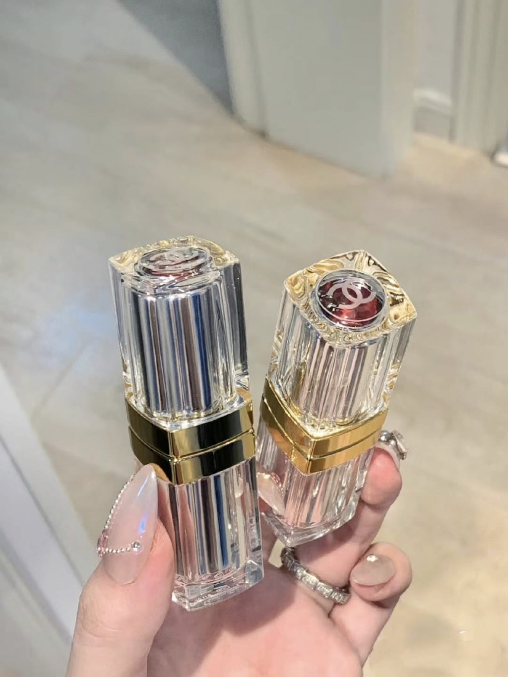 供應商現貨🌸香港專櫃貨 配專櫃紙袋 Chanel香奈兒康鵬街31號唇膏限定禮盒 | 預訂 逢星期一，三返倉執貨 其後約3-5個工作天寄出 娉婷貿易公司 Exquisite Beauty Trading Company
