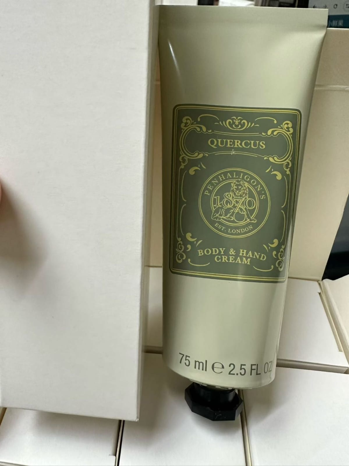 供應商現貨🌸免稅正品 新版！Penhaligon‘s 潘海利根皇家橡樹護手霜75ml | 預訂 逢星期一，三返倉執貨 其後約3-5個工作天寄出 娉婷貿易公司 Exquisite Beauty Trading Company