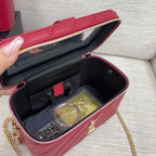 🌸YSL Beauty 化妝箱＆利是封改裝 紅色【貨品為正品正貨】 | 預訂約5-7星期 娉婷貿易公司 Exquisite Beauty Trading Company