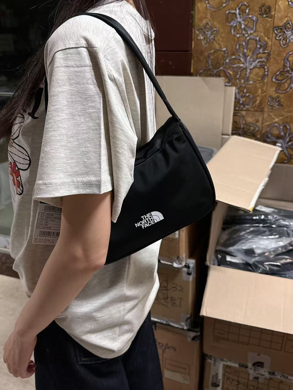 【24小時網站自助下單】🌸韓國代購 The North Face shoulder bag | 預訂約2-3星期 娉婷貿易公司 Exquisite Beauty Trading Company
