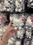 【24小時網站自助下單】🌸韓國代購 🇰🇷Hello Kitty 掛件 | 預訂約2-3星期(whatsapp send款式訂貨) 娉婷貿易公司 Exquisite Beauty Trading Company