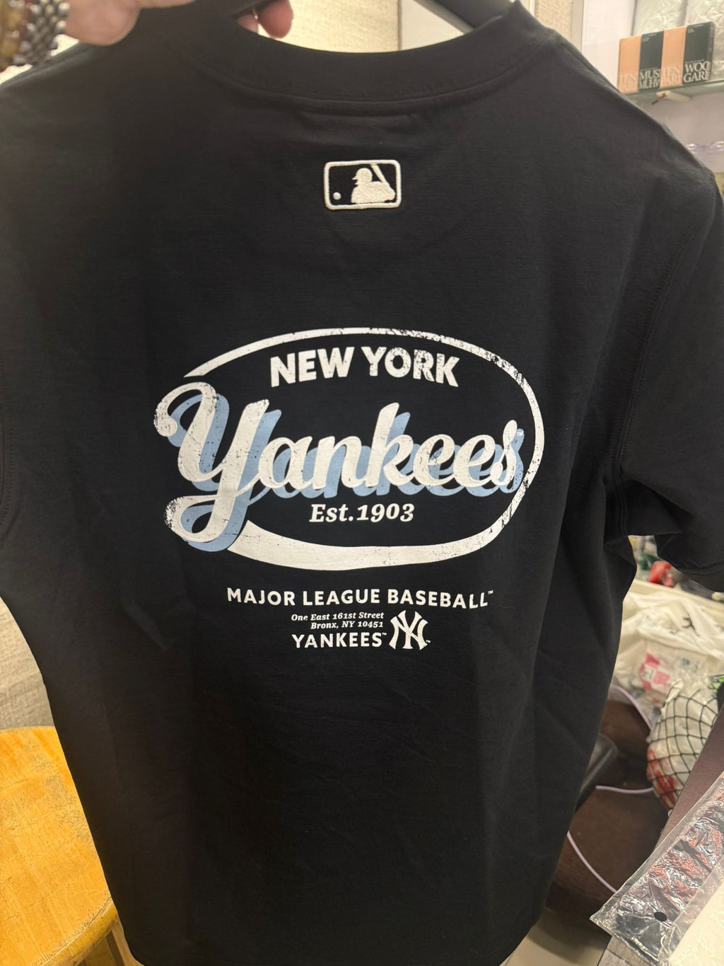 【24小時網站自助下單】🌸🆕2026年最新上市💛搶呀呀呀‼️ 韓國🇰🇷MLB 專門店 紐約洋基隊SIMPLE LOGO OVER FIT T-SHIRTS 3ATSV1263 | 預訂約3-4星期 娉婷貿易公司 Exquisite Beauty Trading Company