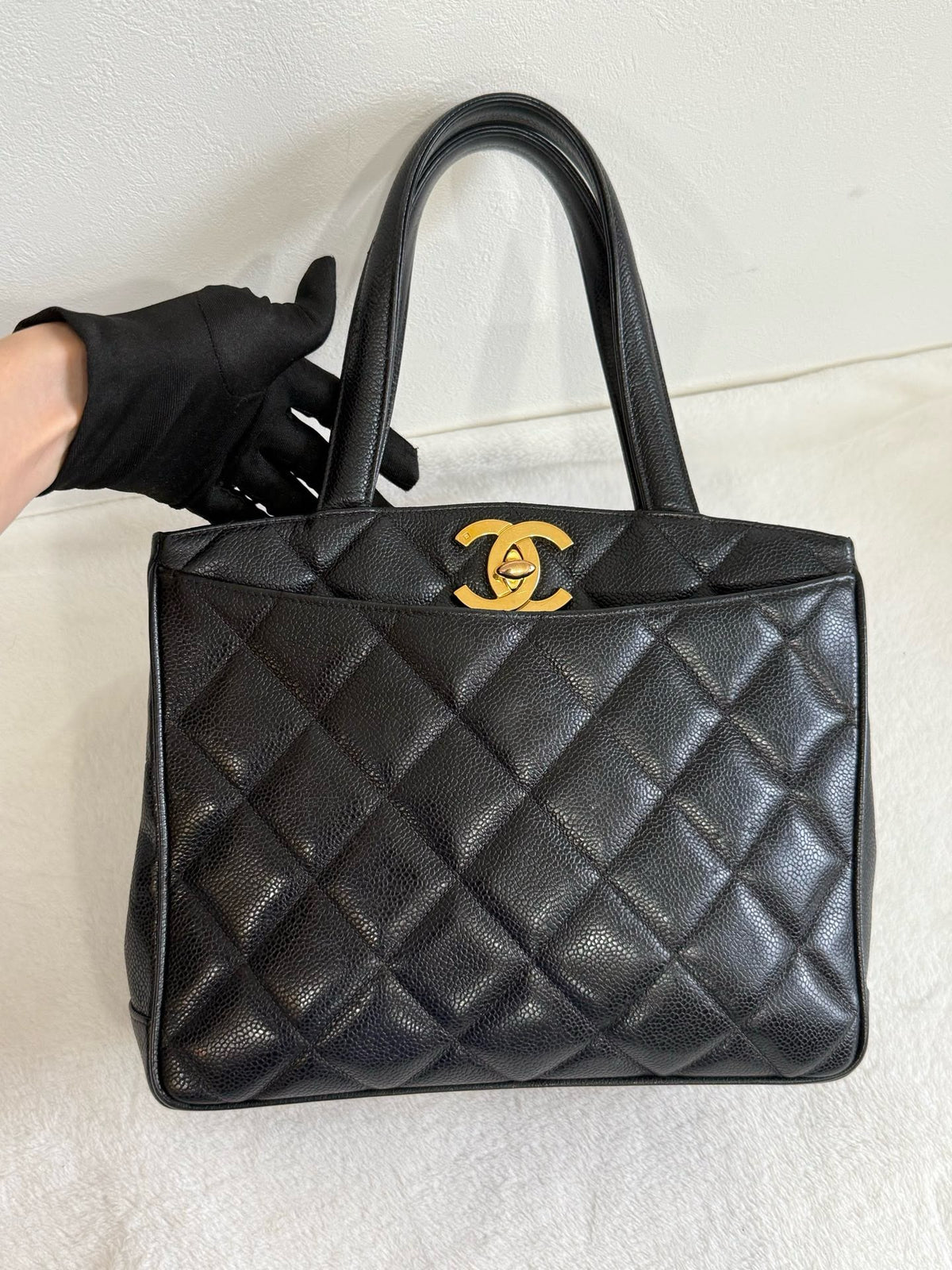 【24小時網站自助下單】🌸日本中古品代購 Chanel黑金魚子醬手提腋下包 ➕標 3開 | 預訂約2-3星期 娉婷貿易公司 Exquisite Beauty Trading Company