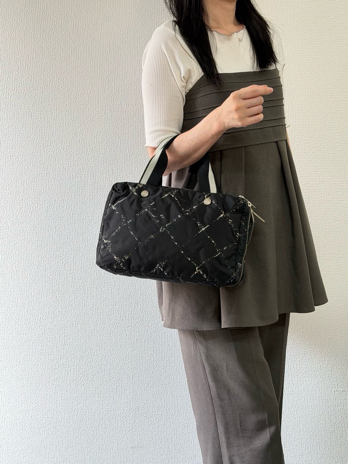 【24小時網站自助下單】🌸日本中古品代購 Chanel布面冰格格紋托特包 ➕標 5開 | 預訂約2-3星期 娉婷貿易公司 Exquisite Beauty Trading Company