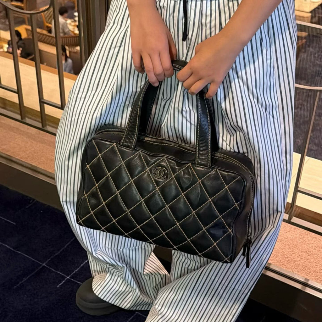 【24小時網站自助下單】🌸日本中古品代購 CHANEL 香奈兒黑色牛皮外縫線波士頓手提包大號托特包 做舊五金 有標無卡6開 | 預訂約2-3星期 娉婷貿易公司 Exquisite Beauty Trading Company
