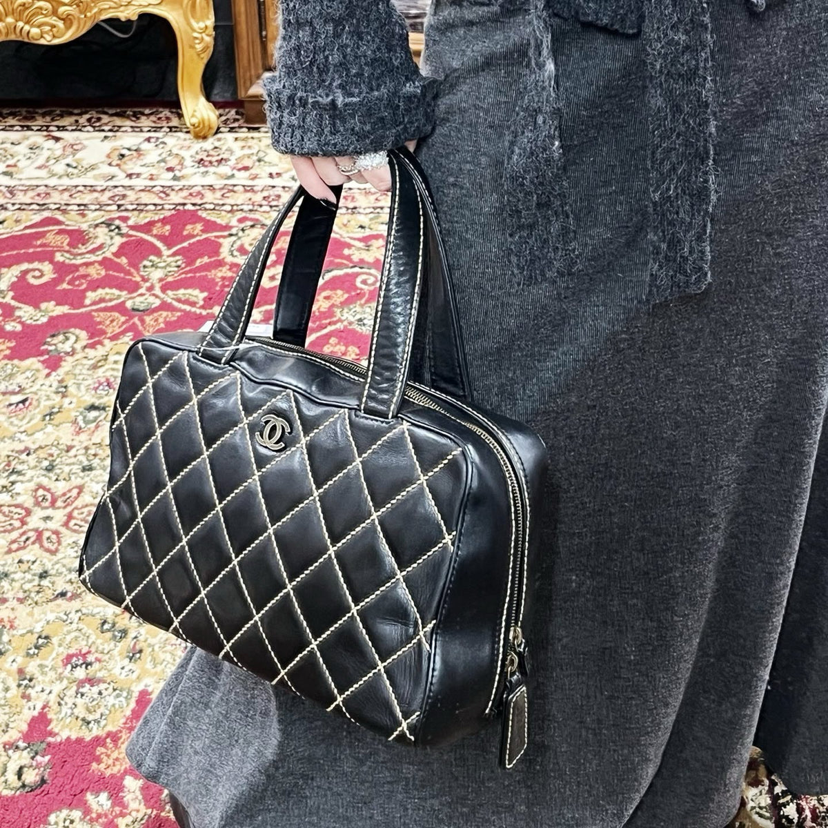 【24小時網站自助下單】🌸日本中古品代購 CHANEL 香奈兒黑色牛皮外縫線波士頓手提包大號托特包 做舊五金 有標無卡6開 | 預訂約2-3星期 娉婷貿易公司 Exquisite Beauty Trading Company