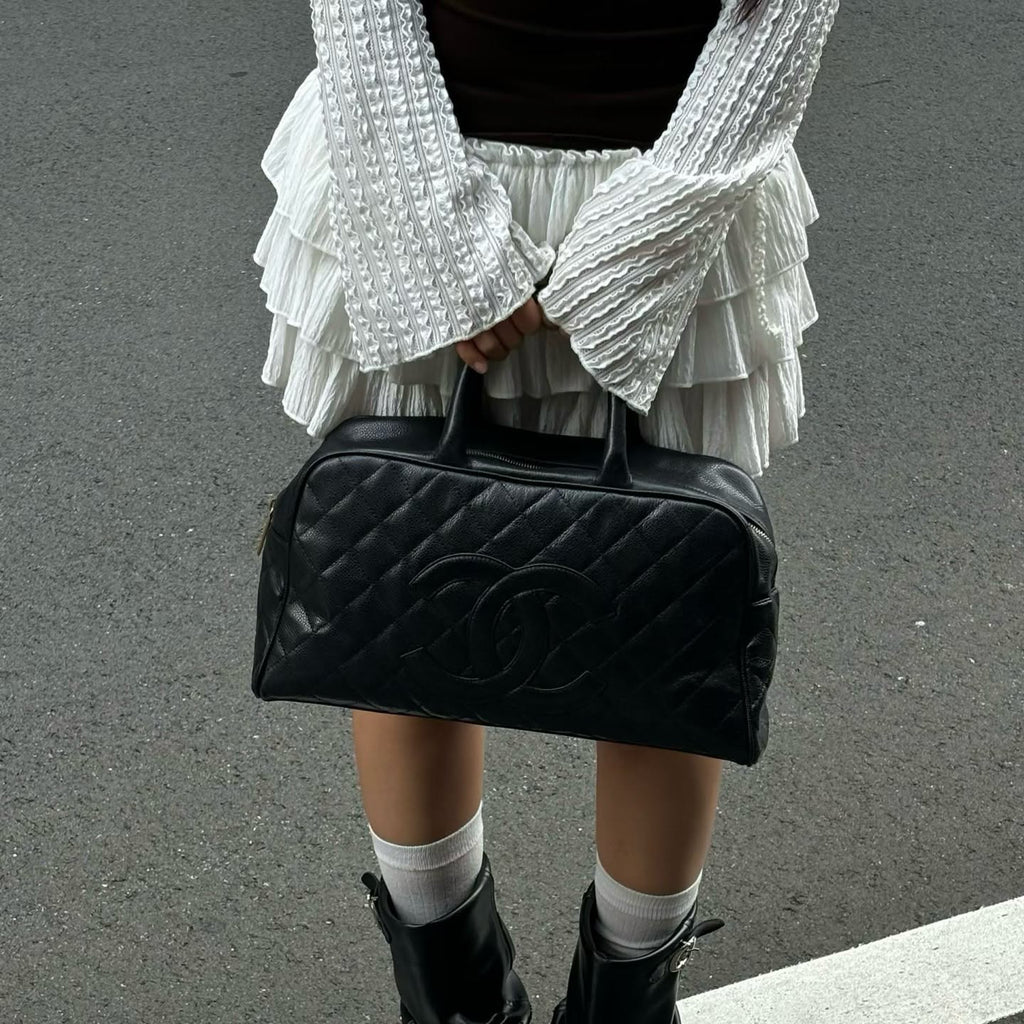【24小時網站自助下單】🌸日本中古品代購 CHANEL 香奈兒黑金牛皮大logo手提保齡球大號 有標無卡8開 | 預訂約2-3星期 娉婷貿易公司 Exquisite Beauty Trading Company