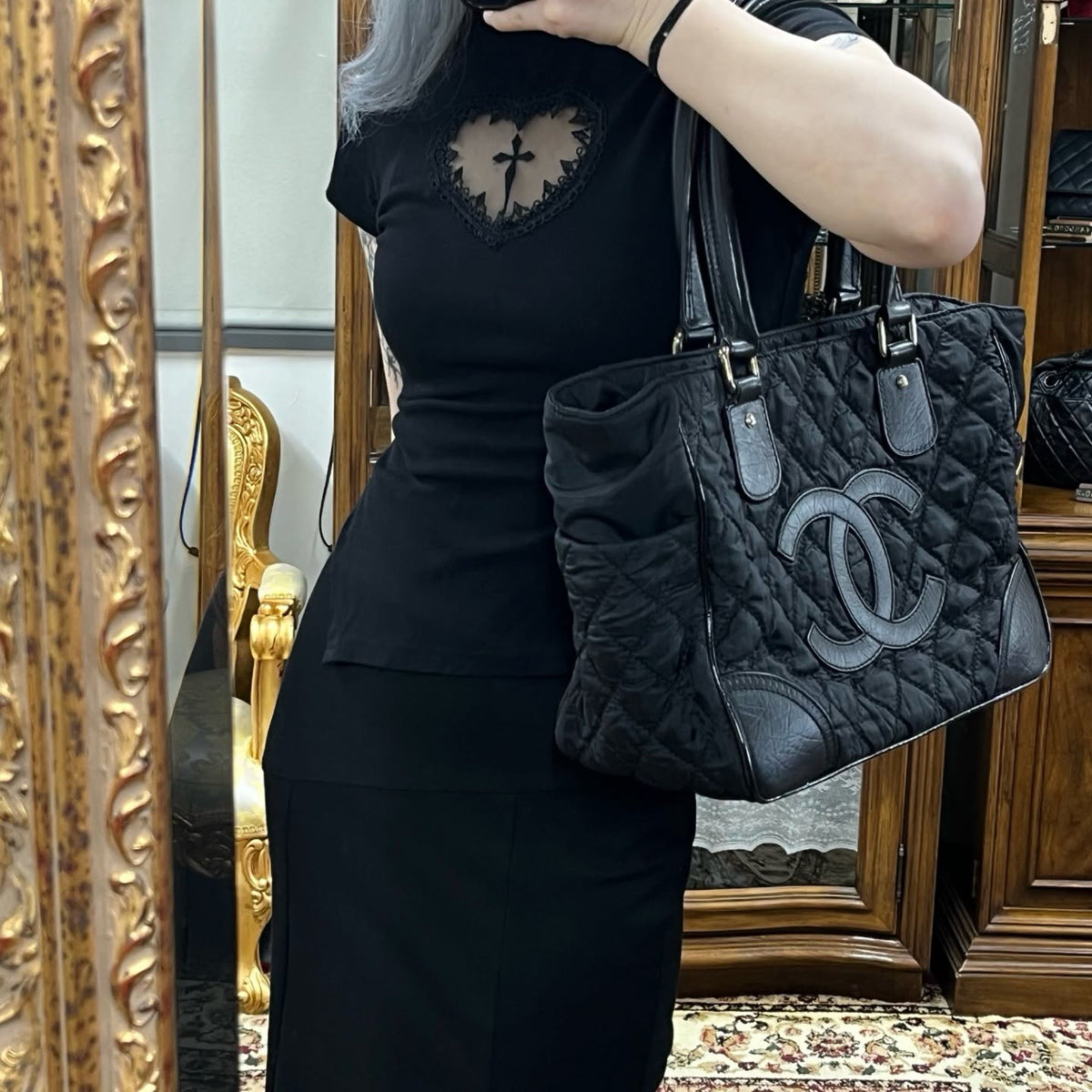 【24小時網站自助下單】🌸日本中古品代購 CHANEL 香奈兒黑色雙C大logo菱格紋尼龍拼皮托特包 有標無卡10開 | 預訂約2-3星期 娉婷貿易公司 Exquisite Beauty Trading Company