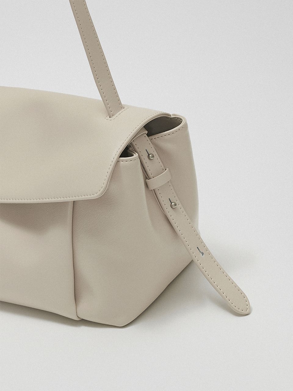 【24小時網站自助下單】🌸韓國代購🇰🇷LEMEME Sac Amelie | 預訂約2-3星期 娉婷貿易公司 Exquisite Beauty Trading Company