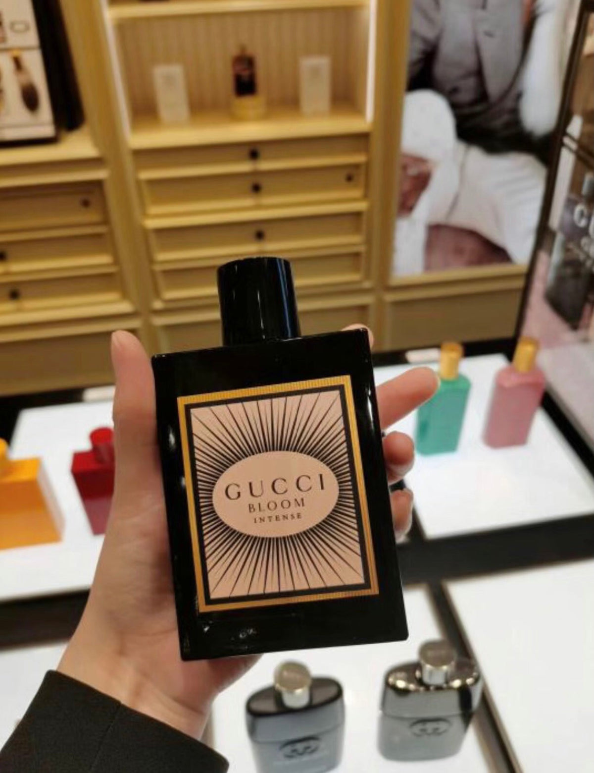 供應商現貨🌸香港專櫃貨 Gucci花悦魅意黑瓶夜來香 香精版 | 預訂 逢星期一、三返倉執貨 其後約3-5個工作天寄出 娉婷貿易公司 Exquisite Beauty Trading Company