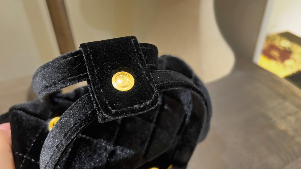 限量🌸CHANEL VIC年終超限定 黑金絲絨菱格圓筒保齡球包🌙💎 | 預訂約5-7星期 娉婷貿易公司 Exquisite Beauty Trading Company