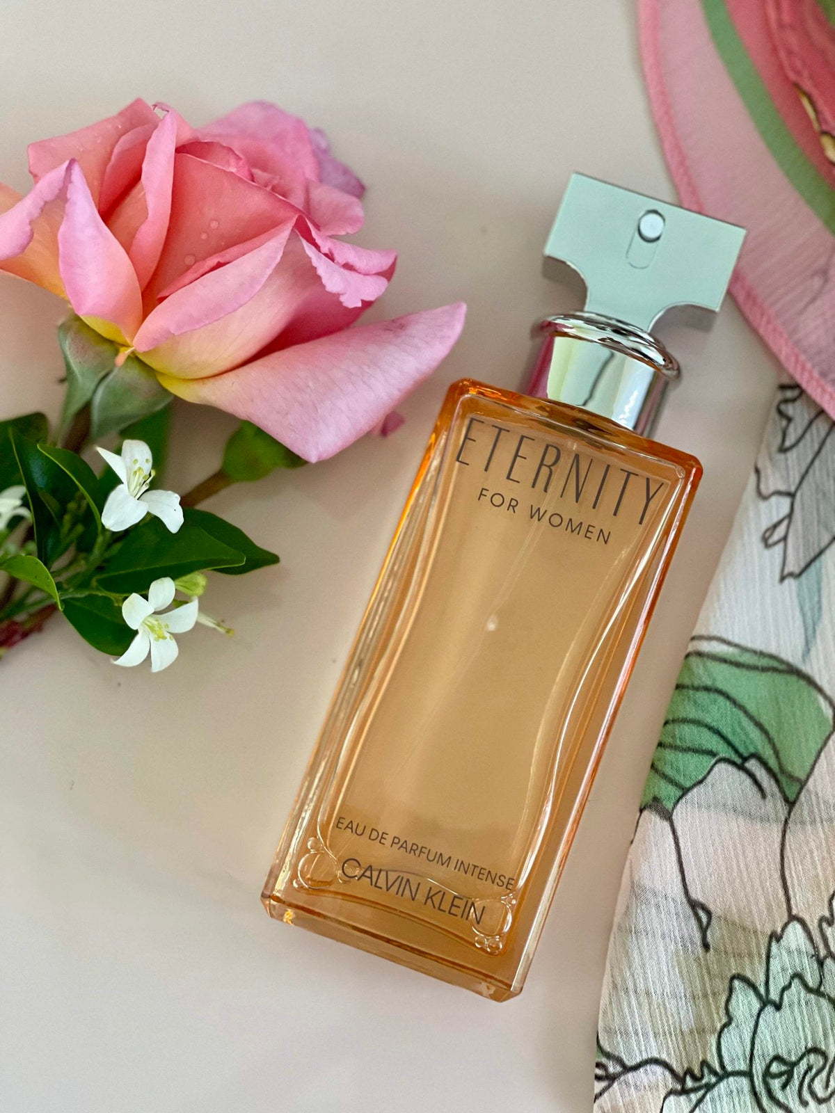供應商現貨🌸免稅正品 CALVIN KLEIN ETERNITY FOR WOMEN EAU DE PARFUM INTENSE CK永恆女士淡香精極致版100ml | 預訂 逢星期一，三返倉執貨 其後約3-5個工作天寄出 娉婷貿易公司 Exquisite Beauty Trading Company