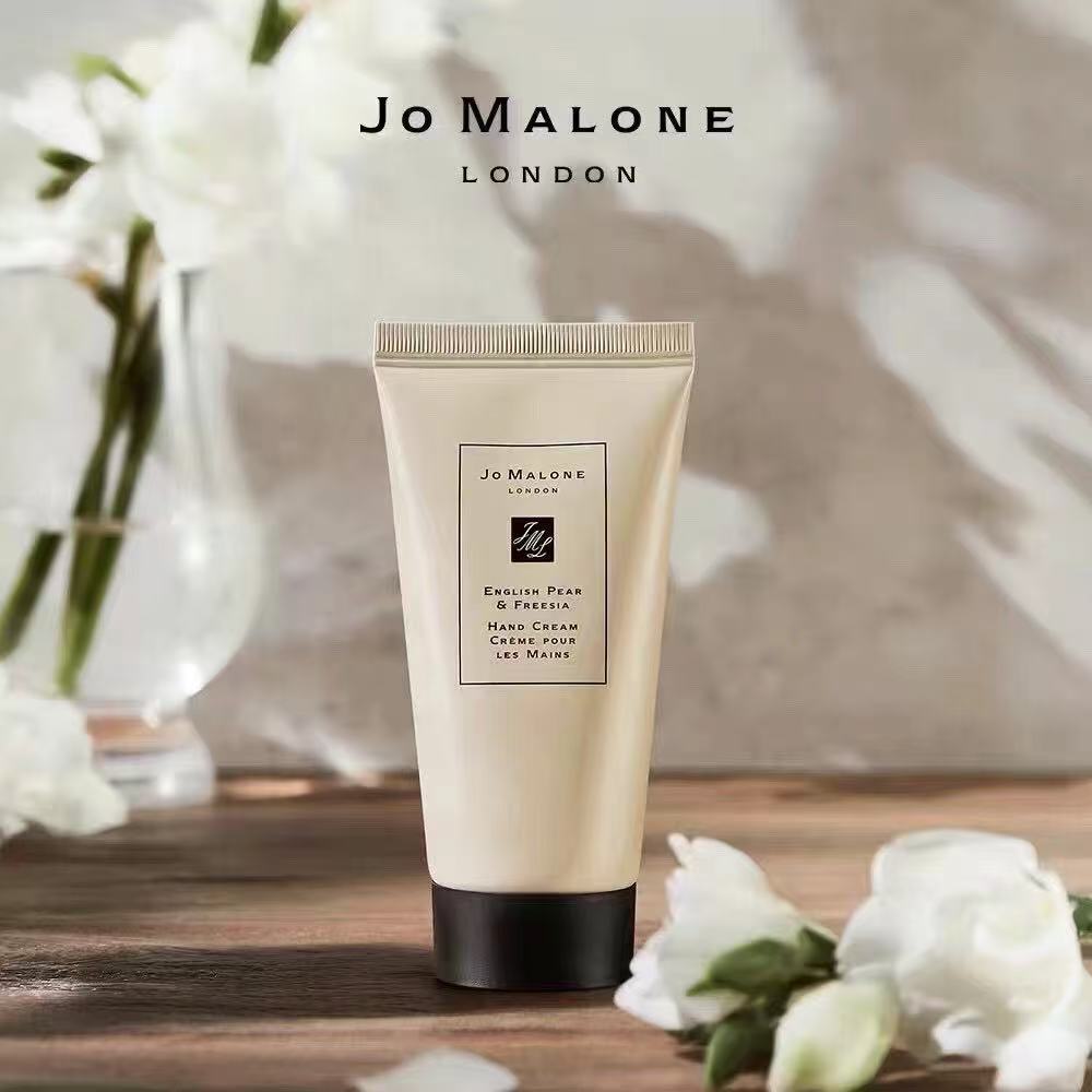 供應商現貨🌸免稅正品 Jo Malone祖馬龍祖瑪瓏英國梨與小蒼蘭護手霜50ml | 預訂 逢星期一，三返倉執貨 其後約3-5個工作天寄出 娉婷貿易公司 Exquisite Beauty Trading Company