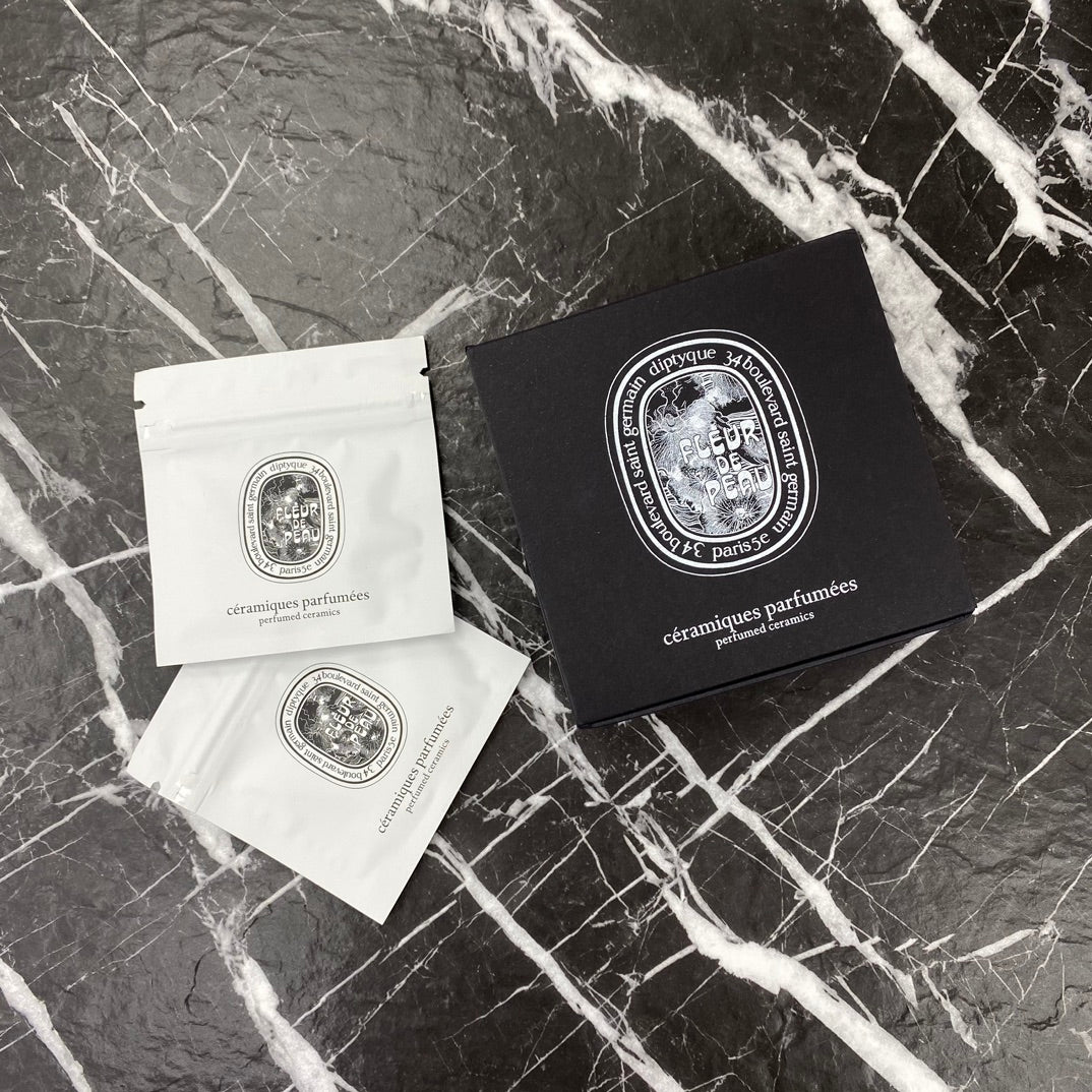 供應商現貨🌸免稅正品 Diptyque Perfumed Brooch -蒂普提克小鳥造型香氛胸針 | 預訂 逢星期一、三返倉執貨 其後約3-5個工作天寄出 娉婷貿易公司 Exquisite Beauty Trading Company
