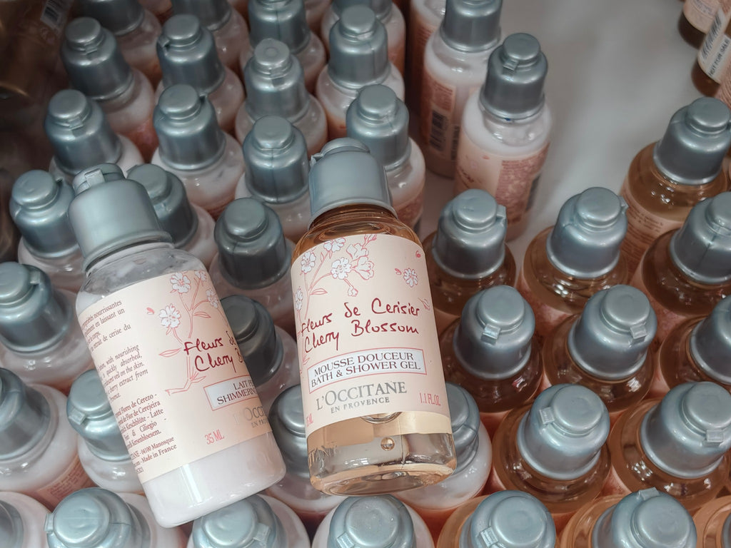 【24小時網站自助下單】3.櫻花身體乳35ml （現貨5支）4.櫻花沐浴露35ml （現貨5支）🌸❤️🔥供應商清貨❤️🔥L'OCCITANE 多款旅行裝洗護髮沐浴露 ‼️只有圖中咁多數量‼️ | 其他預訂約1-2星期 娉婷貿易公司 Exquisite Beauty Trading Company