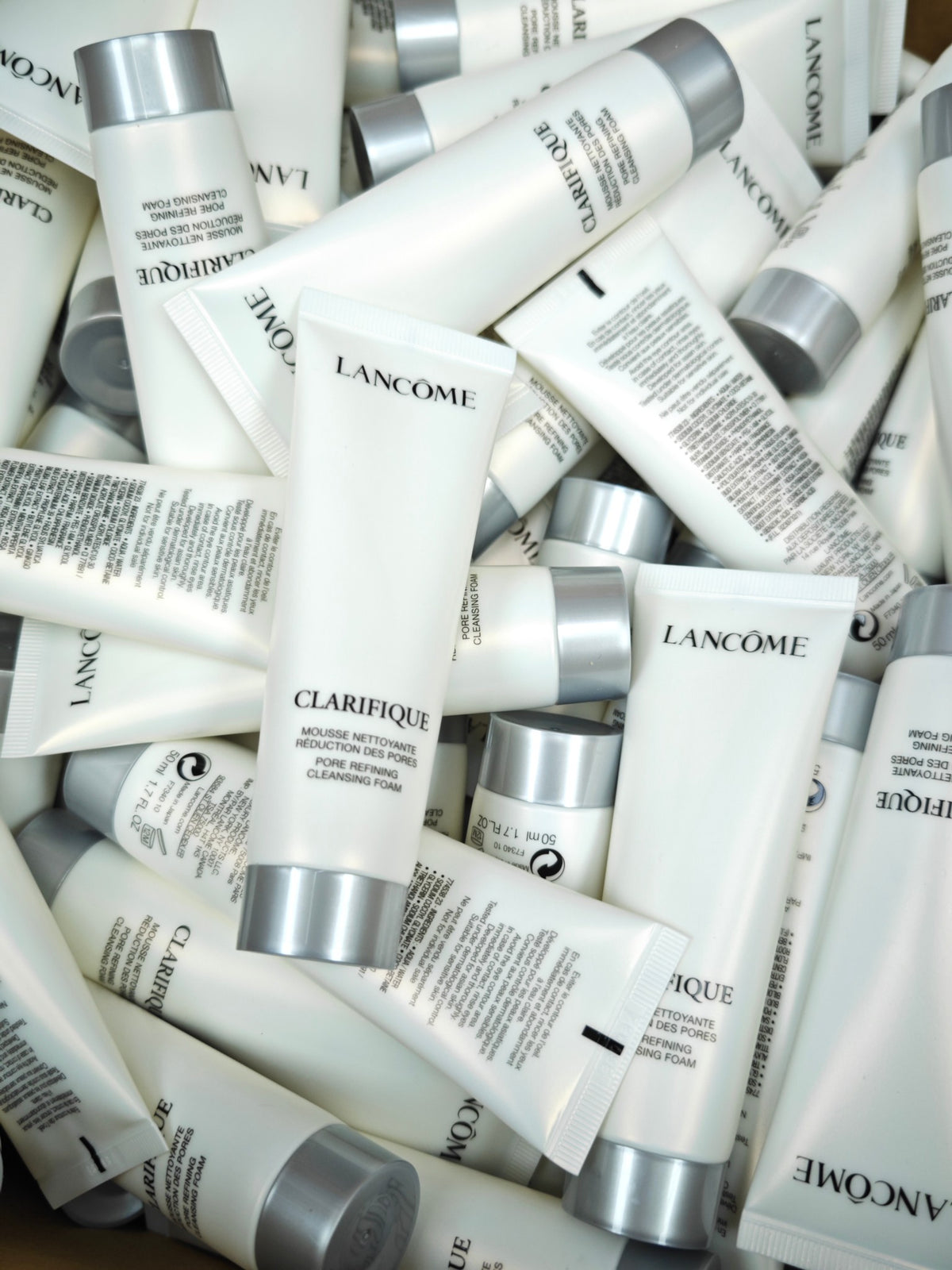 【24小時網站自助下單】供應商現貨🌸香港專櫃25年 Lancome 蘭蔻極光洗面奶50ml | 預訂 逢星期一，三返倉執貨 其後約3-5個工作天寄出 娉婷貿易公司 Exquisite Beauty Trading Company